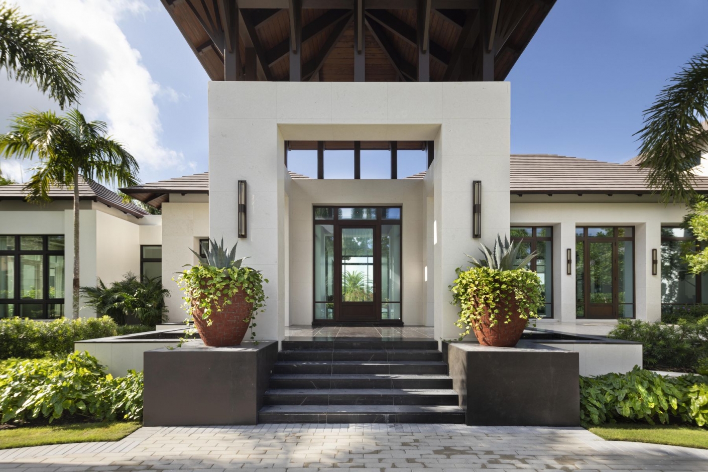 Florida Luxury Home Construction Companies - BCB Custom Homes | Custom ...